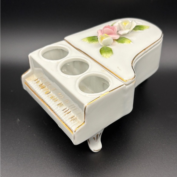 DeVilbiss Other - Vintage DeVilbiss Ceramic Floral Piano W/Gold Accents Candle Holder Trinket Box